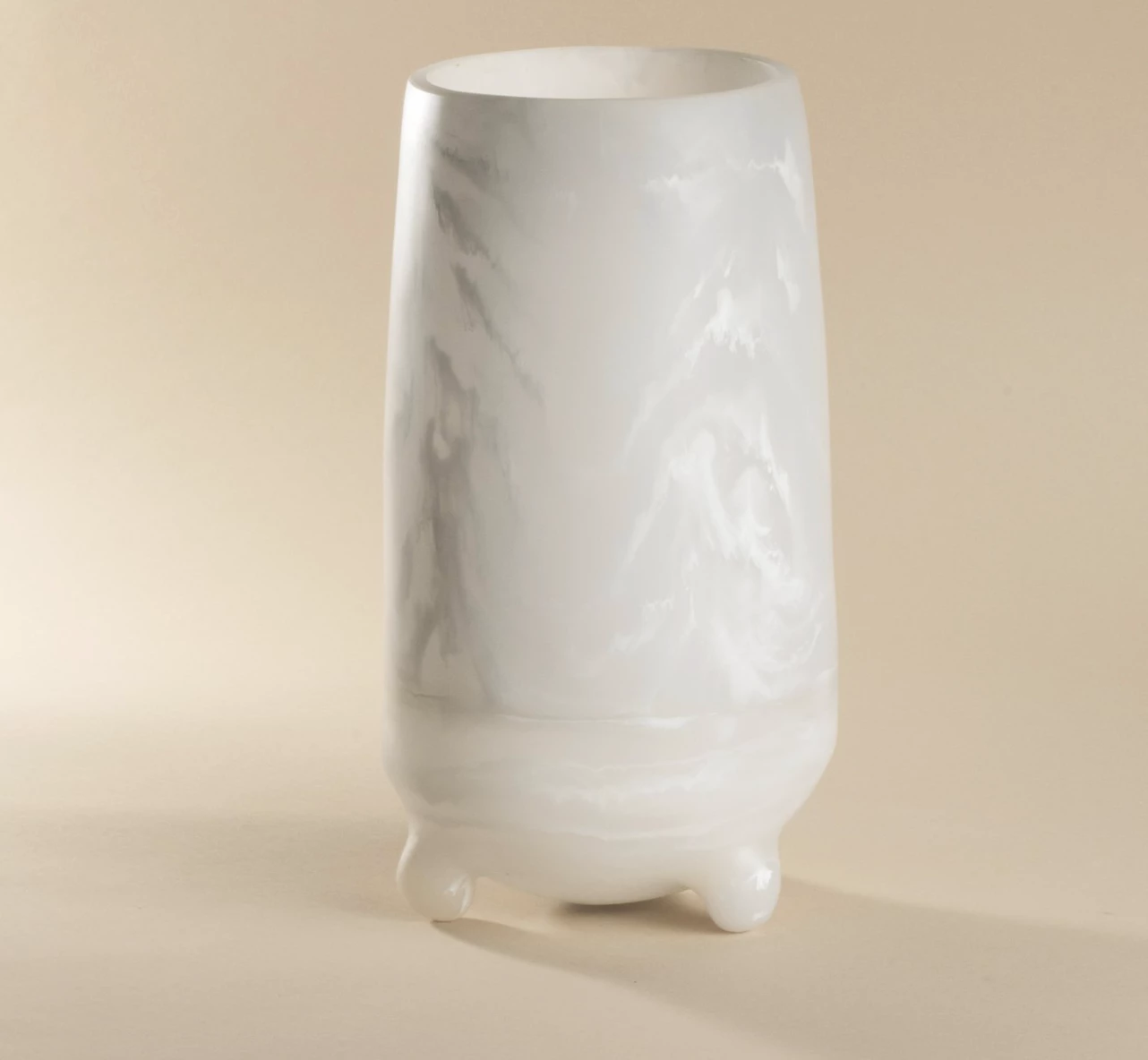 CDMX Design PREHISPANICA RESIN VASES 2 CDMX Design PREHISPANICA RESIN VASES