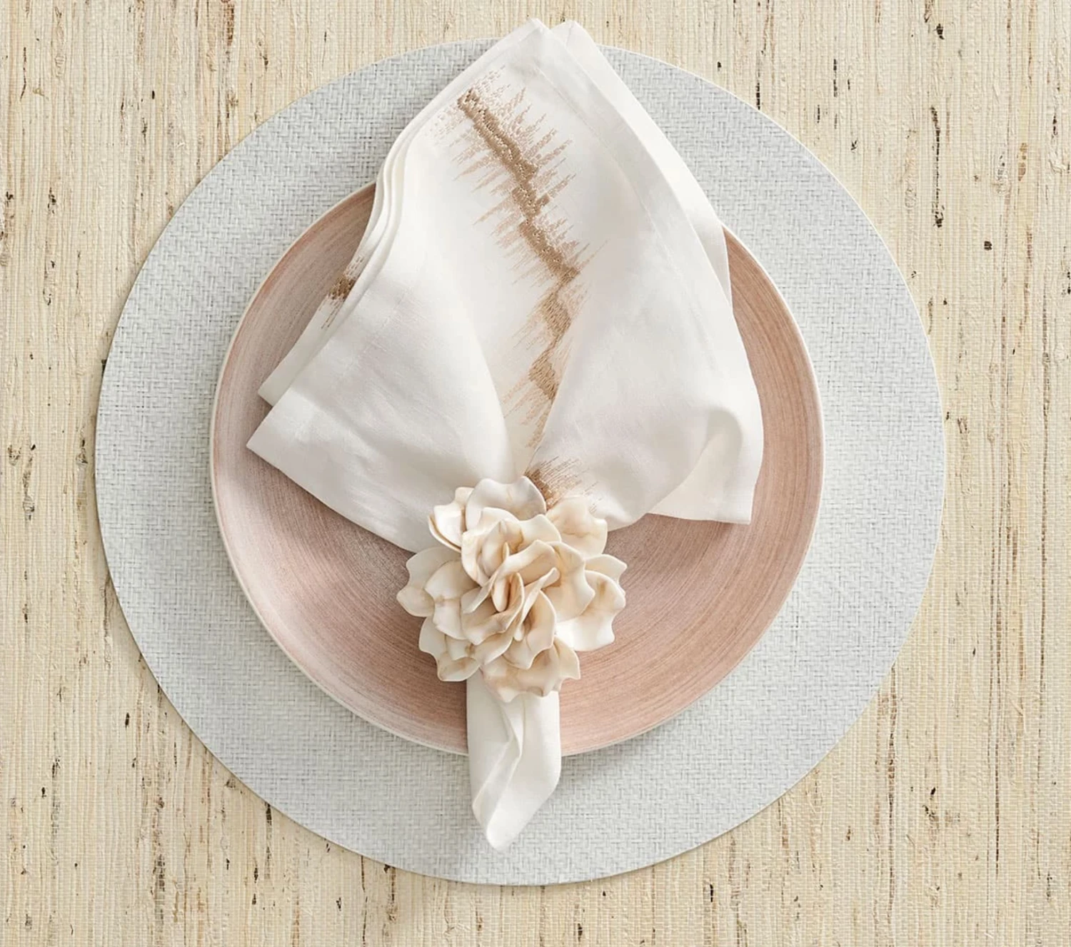 Kim Seybert DAHLIA NAPKIN RING IVORY | SET OF 4 THE TABLE 3 Kim Seybert DAHLIA NAPKIN RING IVORY | SET OF 4 THE TABLE
