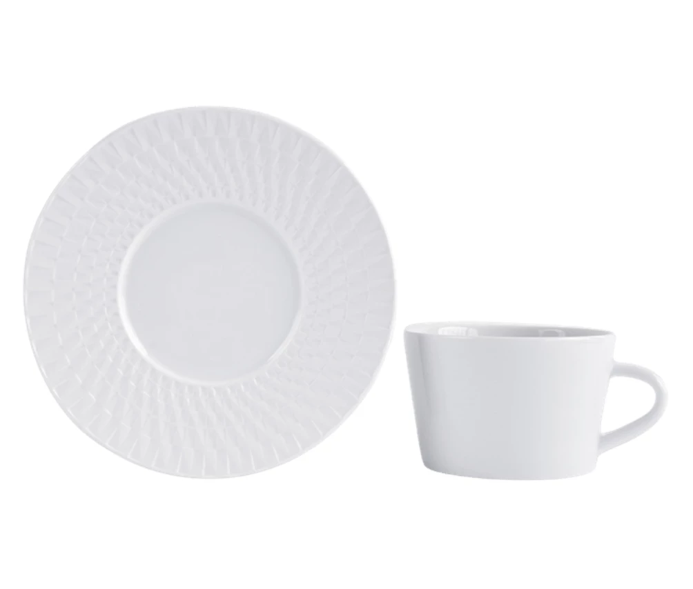 TWIST | BERNARDAUD THE TABLE 8 TWIST | BERNARDAUD THE TABLE