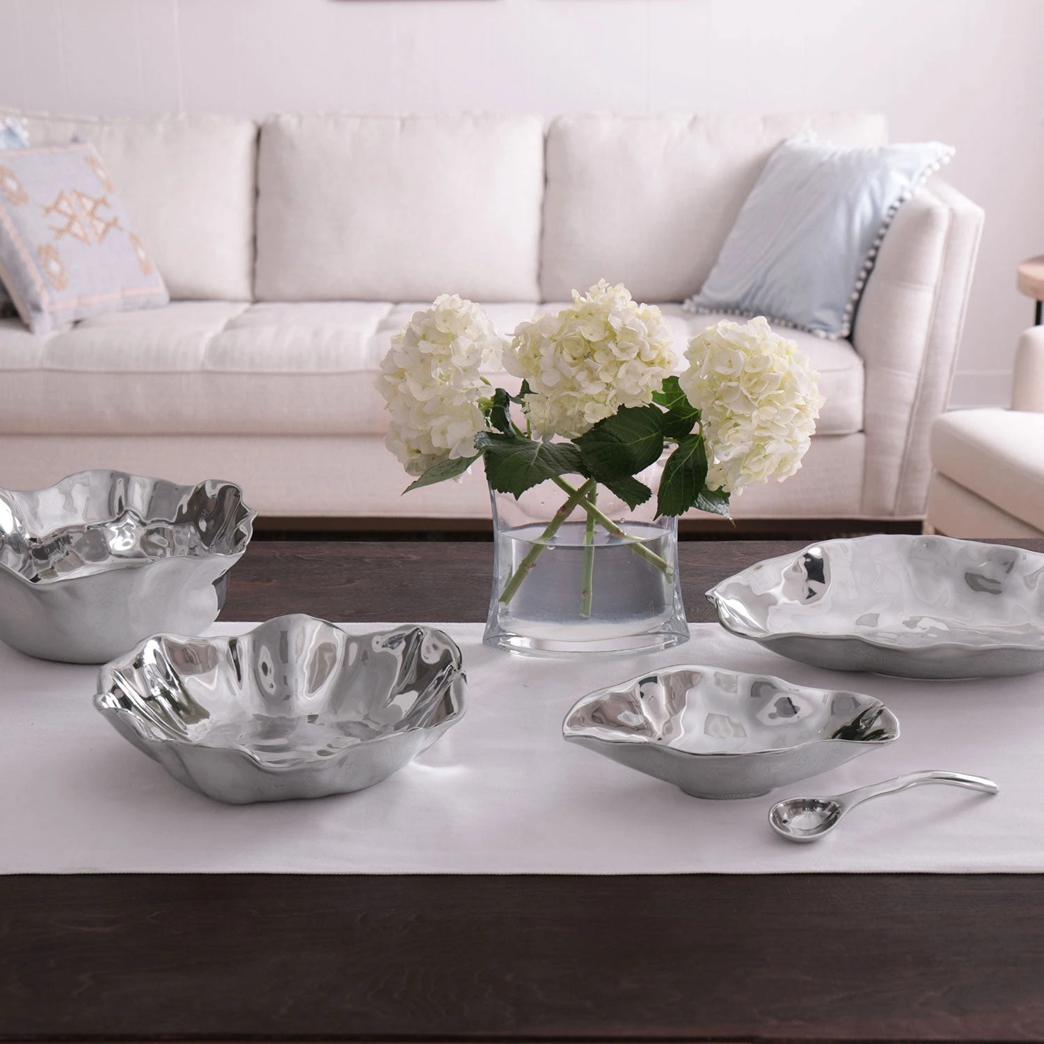 Beatriz Ball SERVING VENTO CLAIRE BOWL W/ SPOON 3 Beatriz Ball SERVING VENTO CLAIRE BOWL W/ SPOON