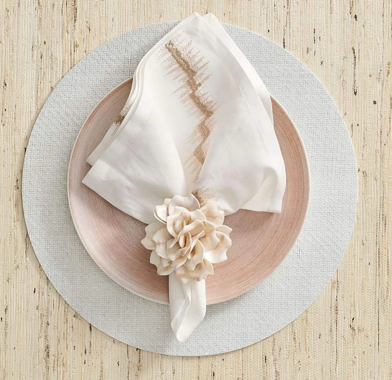 Kim Seybert DAHLIA NAPKIN RING IVORY | SET OF 4 THE TABLE 4 Kim Seybert DAHLIA NAPKIN RING IVORY | SET OF 4 THE TABLE