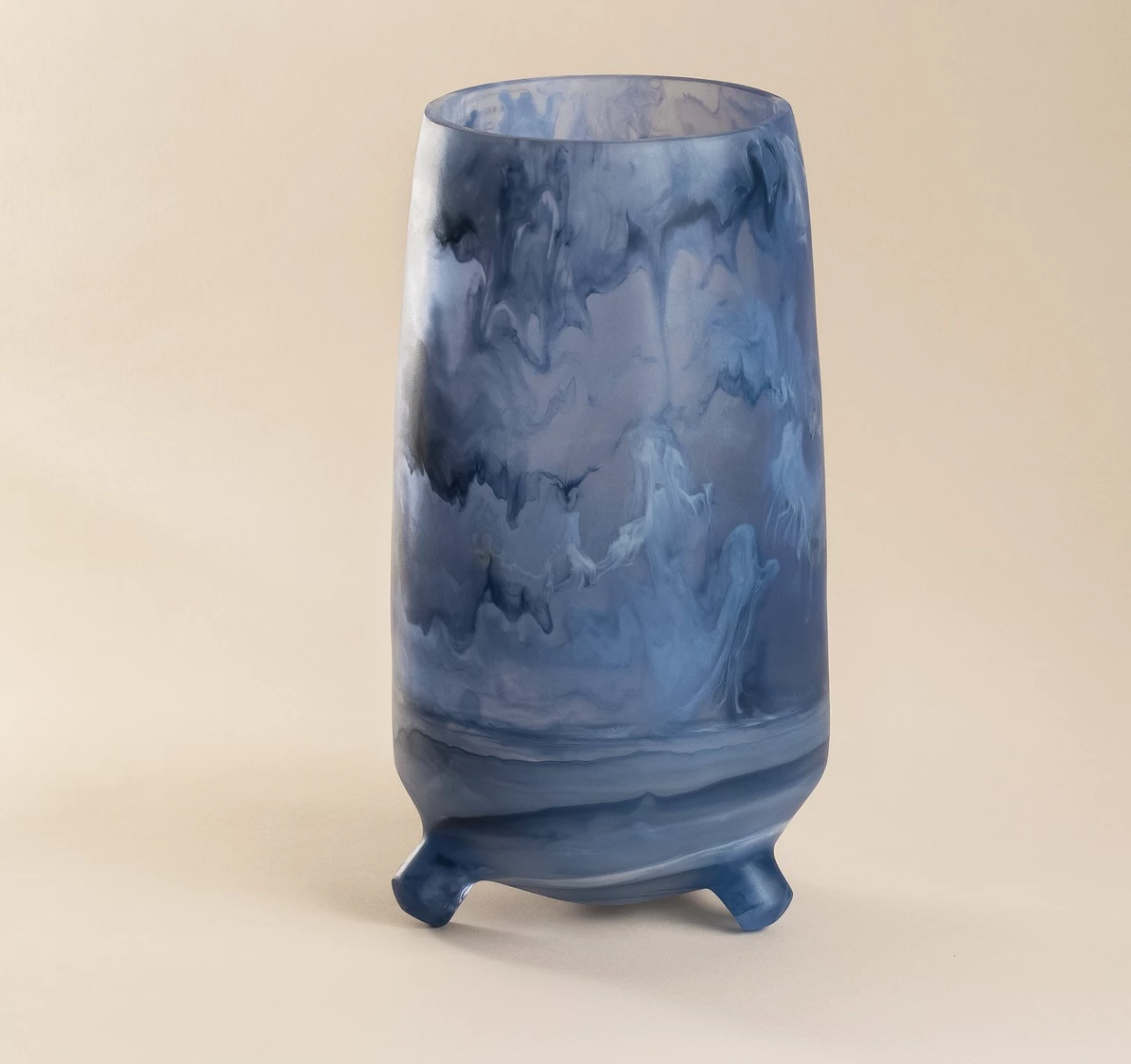 CDMX Design PREHISPANICA RESIN VASES 4 CDMX Design PREHISPANICA RESIN VASES