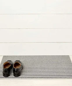 Chilewich FURNITURE IN/OUTDOOR FLOORMAT | BRETON STRIPE SHAG | GRAVEL