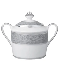 THE TABLE SAUVAGE | GREY & PLATINUM | BERNARDAUD 23 THE TABLE SAUVAGE | GREY & PLATINUM | BERNARDAUD