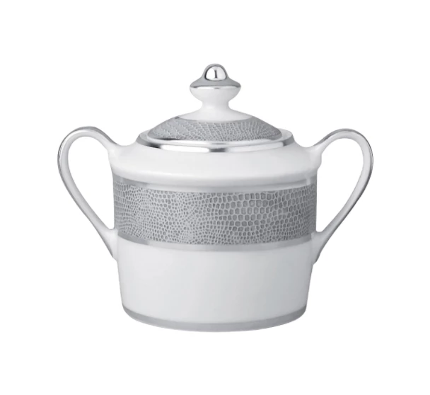 THE TABLE SAUVAGE | GREY & PLATINUM | BERNARDAUD 8 THE TABLE SAUVAGE | GREY & PLATINUM | BERNARDAUD