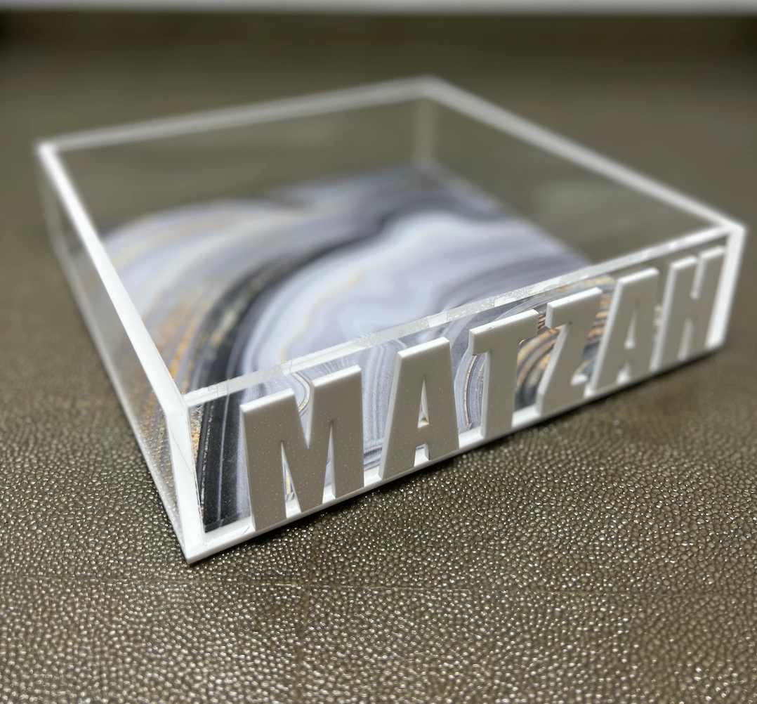 EYE CANDY SURFACE MATZAH TRAY - NEW DESIGNS! 2 EYE CANDY SURFACE MATZAH TRAY - NEW DESIGNS!