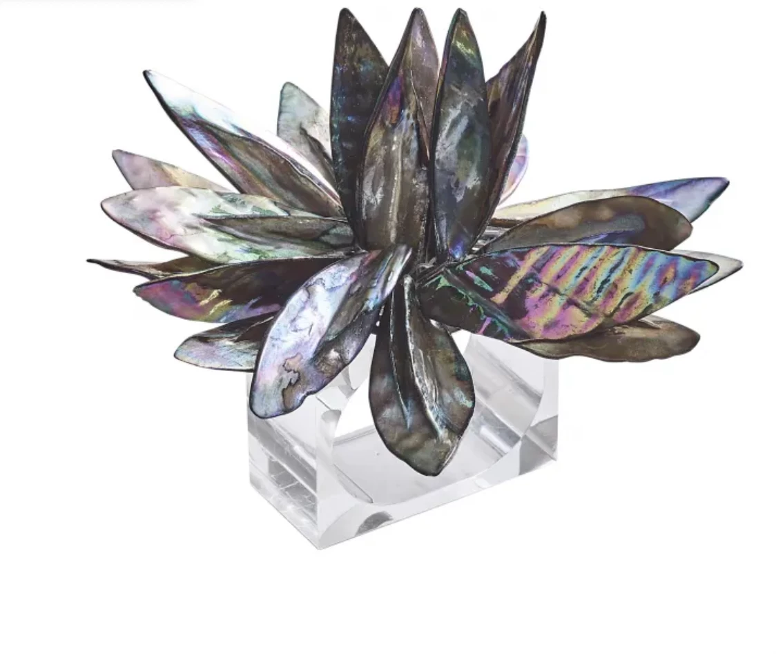 Kim Seybert THE TABLE SHELL FLOWER NAPKIN RING 2 Kim Seybert THE TABLE SHELL FLOWER NAPKIN RING