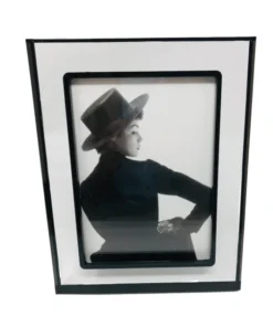 Tizo MATTE LIP FRAME | BLACK