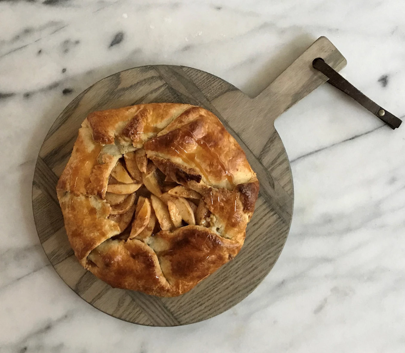 JK Adams ASH DRIFTWOOD ROUND SERVING BOARD 2 JK Adams ASH DRIFTWOOD ROUND SERVING BOARD