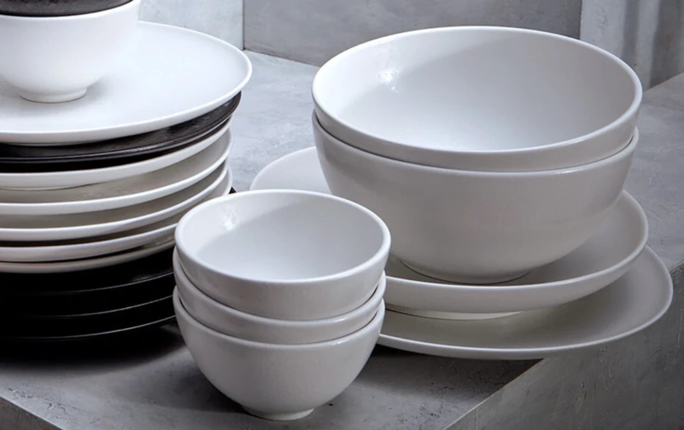 THE TABLE ALCHIMIE BLACK DINNERWARE | L'OBJET 3 THE TABLE ALCHIMIE BLACK DINNERWARE | L'OBJET