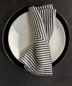 L'Objet CONCORDE NAPKIN SET BLACK | SET OF 4 THE TABLE 11 L'Objet CONCORDE NAPKIN SET BLACK | SET OF 4 THE TABLE