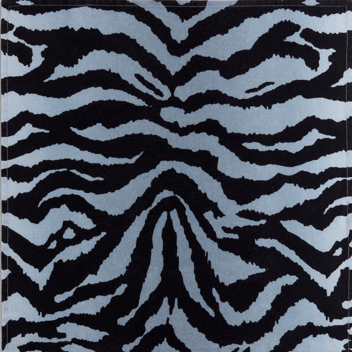 THE TABLE LINEN SATEEN TIGER NAPKIN SET | L'OBJET 3 THE TABLE LINEN SATEEN TIGER NAPKIN SET | L'OBJET